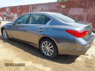 2016 Infiniti Q50 3.0t Premium with VIN JN1EV7AP4GM304093, listed as a IAAI auction lot 42021671 with 61,581 mi miles. Bid and sale history available at carsss.com. Image 3.