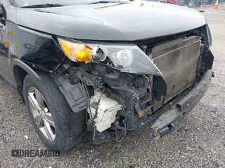 2012 Kia Sorento EX with VIN 5XYKU4A22CG251847, listed as a IAAI auction lot 42014433 with 166,186 mi miles. Bid and sale history available at carsss.com. Image 6.