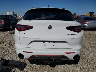 2022 Alfa Romeo Stelvio Veloce z VIN ZASPAKBN1N7D49271, wystawiony jako Copart lot #49424695 z przebiegiem Nie podano mil oraz Szkoda całkowita • Salvage title. Historia ofert i sprzedaży dostępna na DreamBid. Obrazek 6.