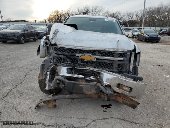 2013 Chevrolet Silverado 2500HD LTZ with VIN 1GC1KYC86DF240591, listed as a Copart auction lot 44855905 with 152,994 mi miles and Salvage Title. Bid and sale history available at carsss.com. Image 5.