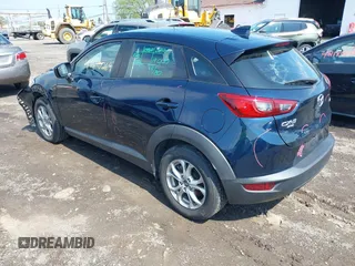 2019 Mazda CX-3 Sport z VIN JM1DKFB71K0445584, wystawiony jako IAAI lot #42210269 z przebiegiem 31 418 mil mil oraz . Historia ofert i sprzedaży dostępna na DreamBid. Obrazek 3.