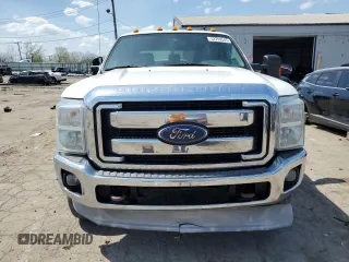 2015 Ford Super Duty F-250 SRW Lariat with VIN 1FT7W2BT0FEA19269, listed as a Copart auction lot 53759545 with 281,366 mi miles and Clean Title. Bid and sale history available at carsss.com. Image 5.