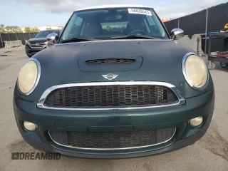 2008 MINI Hardtop S with VIN WMWMF73548TT93539, listed as a Copart auction lot 58028045 with 89,401 mi miles and Clean title. Bid and sale history available at DreamBid. Image 5.
