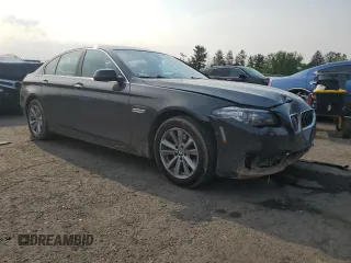2014 BMW 5 Series 528i xDrive with VIN WBA5A7C55ED612212, listed as a Copart auction lot 60968555 with 196,653 mi miles and Salvage title. Bid and sale history available at DreamBid. Image 4.