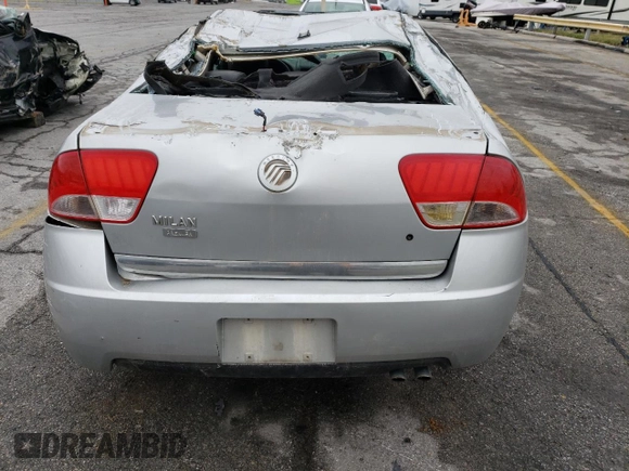 2010 Mercury Milan Premier with VIN 3MEHM0JA8AR613806, listed as a Copart auction lot 47984365 with Not Provided miles and Non Repairable. Bid and sale history available at DreamBid. Image 6.
