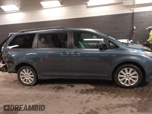 2017 Toyota Sienna XLE with VIN 5TDDZ3DC5HS164964, listed as a IAAI auction lot 41516182 with 62,287 mi miles and . Bid and sale history available at DreamBid. Image 13.