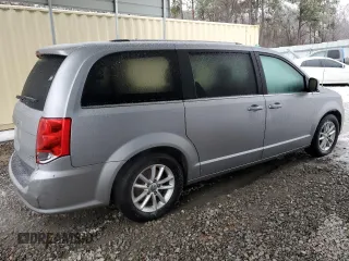 2019 Dodge Grand Caravan SXT with VIN 2C4RDGCG1KR595981, listed as a Copart auction lot 88133645 with 104,852 mi miles and Salvage Title. Bid and sale history available at DreamBid. Image 3.