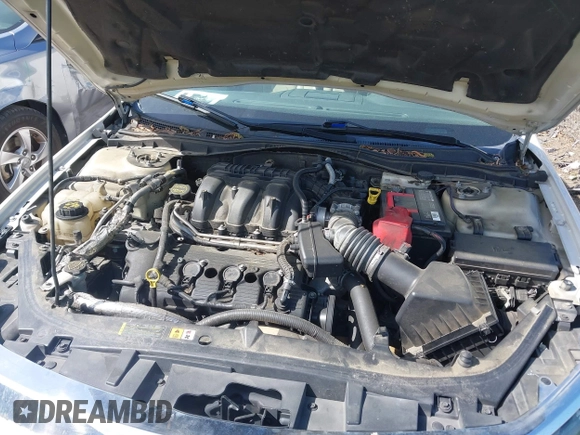 2010 Ford Fusion SEL with VIN 3FAHP0JG6AR414255, listed as a IAAI auction lot 42074036 with 184,896 mi miles. Bid and sale history available at carsss.com. Image 10.