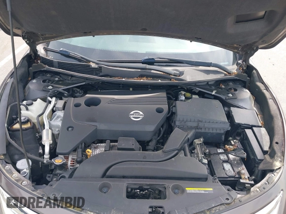 2014 Nissan Altima SV with VIN 1N4AL3APXEC134101, listed as a IAAI auction lot 42102731 with 178,791 mi miles and . Bid and sale history available at DreamBid. Image 10.