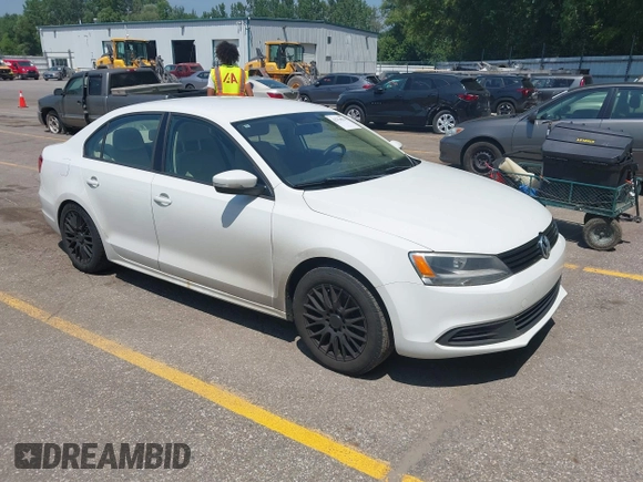 2014 Volkswagen Jetta SE with VIN 3VWD07AJ8EM296243, listed as a IAAI auction lot 42754554 with 149,717 mi miles and . Bid and sale history available at DreamBid. Image 1.