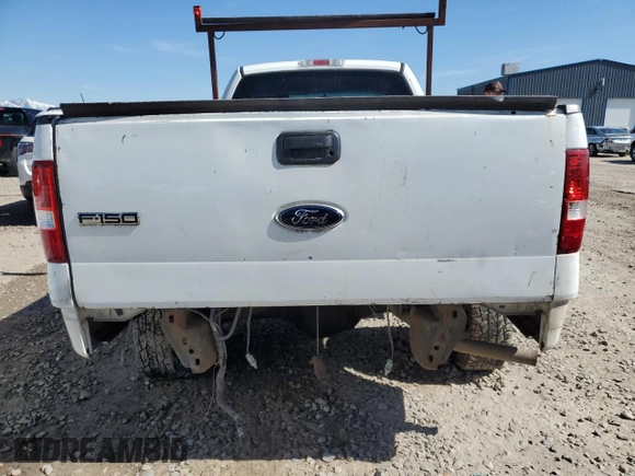 2007 Ford F-150 XL with VIN 1FTVX14567NA32686, listed as a Copart auction lot 47686085 with 205,595 mi miles and Clean Title. Bid and sale history available at carsss.com. Image 6.