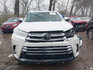2018 Toyota Highlander Limited with VIN 5TDDZRFH6JS851503, listed as a IAAI auction lot 40911739 with 147,982 mi miles and . Bid and sale history available at DreamBid. Image 12.