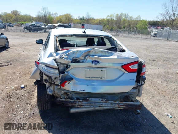 2014 Ford Fusion SE with VIN 1FA6P0H75E5397714, listed as a IAAI auction lot 42072025 with 145,664 mi miles. Bid and sale history available at carsss.com. Image 6.