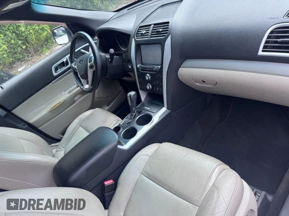 2011 Ford Explorer XLT with VIN 1FMHK7D83BGA41444, listed as a IAAI auction lot 42639747 with 101,637 mi miles and . Bid and sale history available at DreamBid. Image 5.