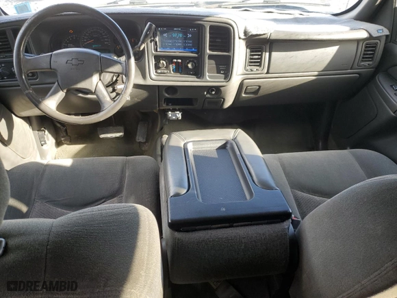 2004 Chevrolet Silverado 1500 Z71 with VIN 1GCEK19T84E102867, listed as a Copart auction lot 43846725 with 191,577 mi miles and Non Repairable. Bid and sale history available at carsss.com. Image 8.