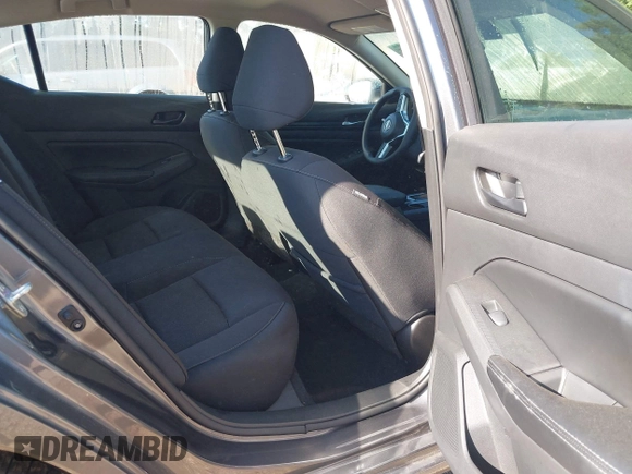 2024 Nissan Altima SV with VIN 1N4BL4DV4RN317704, listed as a IAAI auction lot 42573325 with Not provided miles and . Bid and sale history available at DreamBid. Image 8.