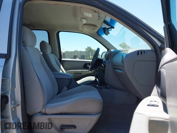 2007 Chevrolet TrailBlazer LS with VIN 1GNDT13S172208793, listed as a IAAI auction lot 42192385 with 190,408 mi miles and . Bid and sale history available at DreamBid. Image 5.