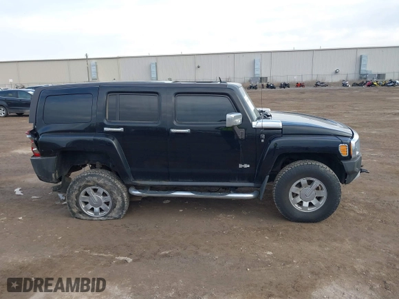 2008 Hummer H3 SUV with VIN 5GTEN13E288105892, listed as a IAAI auction lot 41812651 with 217,426 mi miles. Bid and sale history available at carsss.com. Image 12.