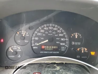 2000 GMC Safari with VIN 1GKDM19W3YB520166, listed as a Copart auction lot 80565224 with 236,931 mi miles and Salvage Title. Bid and sale history available at carsss.com. Image 9.