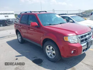 2010 Ford Escape Limited z VIN 1FMCU9EGXAKB10311, wystawiony jako IAAI lot #42435998 z przebiegiem 82 759 mil mil oraz . Historia ofert i sprzedaży dostępna na DreamBid. Obrazek 1.