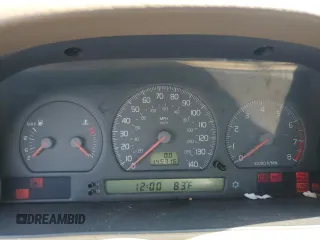 2000 Volvo C70 с VIN YV1NC56D0YJ012511, выставлен на аукционе Copart как лот 59567095 с пробегом 145 716 миль миль и Чистый • Clean title. История ставок и продаж доступна на DreamBid. Изображение 9.