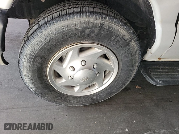 2013 Ford Econoline Passenger XL с VIN 1FBSS3BL5DDA49371, выставлен на аукционе IAAI как лот 42624885 с пробегом 62 763 миль миль и . История ставок и продаж доступна на DreamBid. Изображение 12.