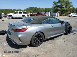 2020 BMW M8 Competition z VIN WBSDZ0C08LCD28171, wystawiony jako Copart lot #47561694 z przebiegiem Nie podano mil oraz . Historia ofert i sprzedaży dostępna na DreamBid. Obrazek 3.