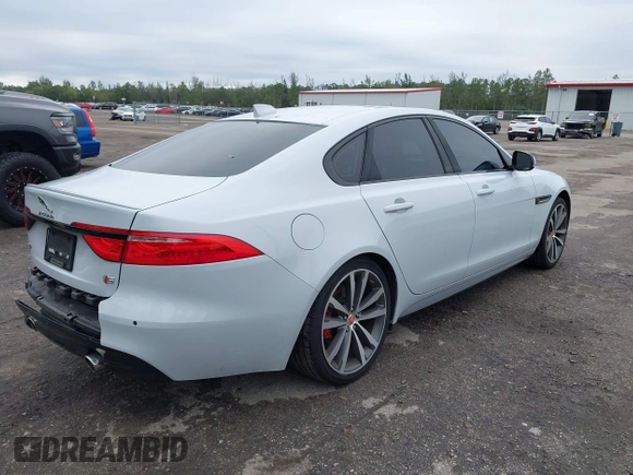 2018 Jaguar XF with VIN SAJBG4FV9JCY55697, listed as a IAAI auction lot 41406469 with 55,572 mi miles and . Bid and sale history available at DreamBid. Image 4.