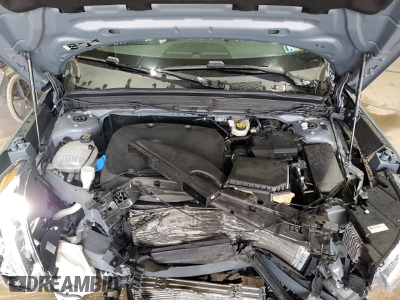 2020 Volvo XC40 Momentum z VIN YV4162UK4L2200587, wystawiony jako Copart lot #55737555 z przebiegiem 32 785 mil mil oraz Szkoda całkowita • Salvage title. Historia ofert i sprzedaży dostępna na DreamBid. Obrazek 12.
