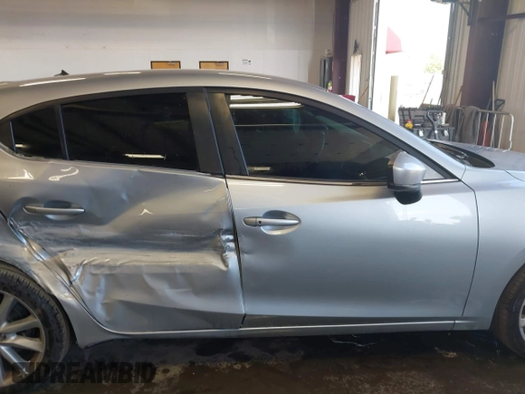 2017 Mazda 3 Touring с VIN 3MZBN1L77HM117184, выставлен на аукционе IAAI как лот 42460172 с пробегом 84 694 миль миль и . История ставок и продаж доступна на DreamBid. Изображение 13.