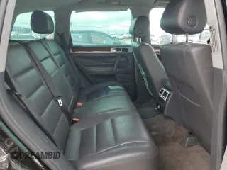 2005 Volkswagen Touareg z VIN WVGZG77LX5D063808, wystawiony jako Copart lot #44457935 z przebiegiem 172 252 mil mil oraz Czysty tytuł • Clean title. Historia ofert i sprzedaży dostępna na DreamBid. Obrazek 11.