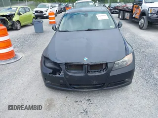 2007 BMW 3 Series 328i with VIN WBAVA335X7PV64572, listed as a IAAI auction lot 42159689 with 209,335 mi miles and . Bid and sale history available at DreamBid. Image 6.