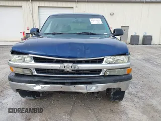 2001 Chevrolet Tahoe LT with VIN 1GNEK13T81J207380, listed as a IAAI auction lot 41611619 with 176,198 mi miles. Bid and sale history available at carsss.com. Image 6.