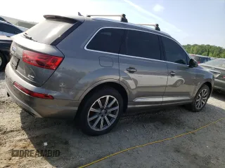 2017 Audi Q7 Prestige z VIN WA1VAAF71HD057870, wystawiony jako Copart lot #55448595 z przebiegiem 108 885 mil mil oraz Czysty tytuł • Clean title. Historia ofert i sprzedaży dostępna na DreamBid. Obrazek 3.