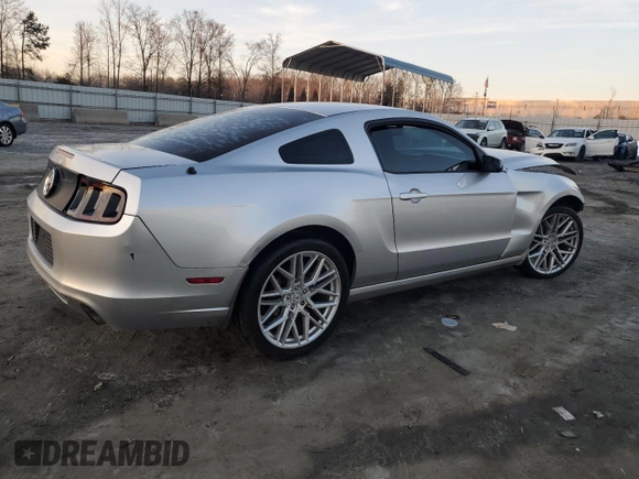 2014 Ford Mustang V6 with VIN 1ZVBP8AM5E5240852, listed as a Copart auction lot 43550315 with 195,614 mi miles and Salvage Title. Bid and sale history available at DreamBid. Image 3.