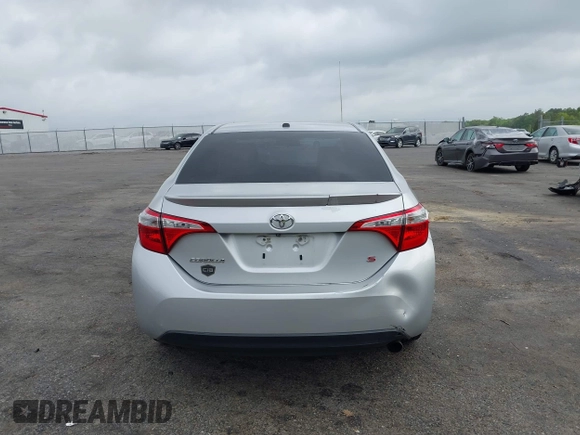 2015 Toyota Corolla L с VIN 5YFBURHEXFP330955, выставлен на аукционе IAAI как лот 42063316 с пробегом 215 114 миль миль и . История ставок и продаж доступна на DreamBid. Изображение 16.