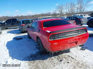 2010 Dodge Challenger SE with VIN 2B3CJ4DV0AH171269, listed as a IAAI auction lot 41639235 with 190,289 mi miles. Bid and sale history available at carsss.com. Image 3.