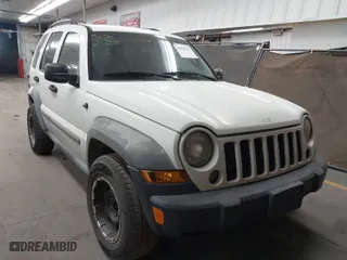 2007 Jeep Liberty Sport with VIN 1J4GL48KX7W686326, listed as a IAAI auction lot 42025033 with 196,021 mi miles. Bid and sale history available at carsss.com. Image 1.