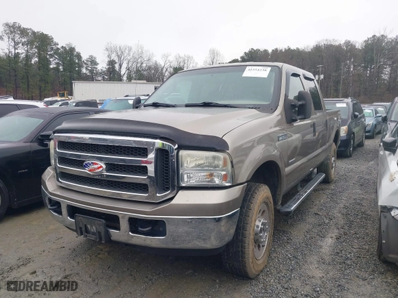 2005 Ford Super Duty F-250 XL with VIN 1FTSW21P45EB65980, listed as a IAAI auction lot 41554238 with 275,000 mi miles. Bid and sale history available at carsss.com. Image 17.