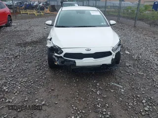 2020 Kia Forte LXS z VIN 3KPF24AD3LE194032, wystawiony jako IAAI lot #42273724 z przebiegiem 36 037 mil mil oraz . Historia ofert i sprzedaży dostępna na DreamBid. Obrazek 6.