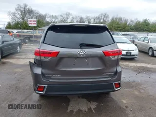 2019 Toyota Highlander Limited with VIN 5TDDZRFH0KS964865, listed as a IAAI auction lot 42032349 with 142,811 mi miles and . Bid and sale history available at DreamBid. Image 16.