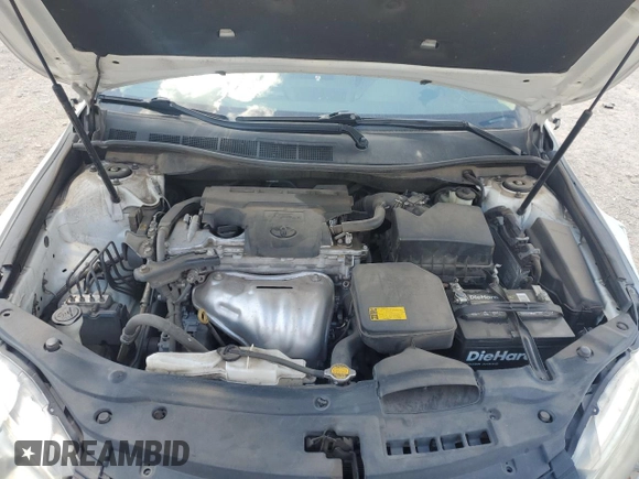 2015 Toyota Camry XLE z VIN 4T4BF1FK7FR480451, wystawiony jako Copart lot #56306545 z przebiegiem 175 173 mil mil oraz Szkoda całkowita • Salvage title. Historia ofert i sprzedaży dostępna na DreamBid. Obrazek 11.