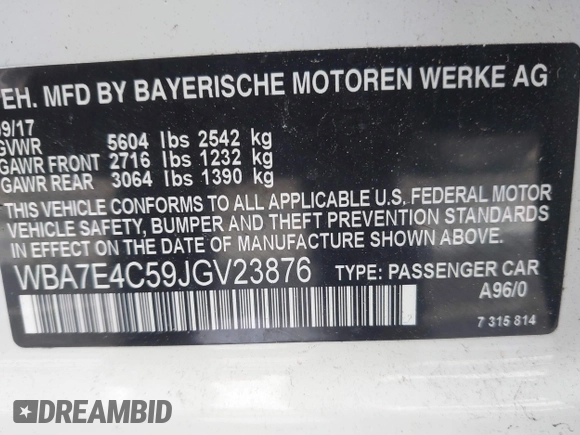 2018 BMW 7 Series 740i xDrive with VIN WBA7E4C59JGV23876, listed as a IAAI auction lot 41381398 with 106,675 mi miles. Bid and sale history available at carsss.com. Image 9.