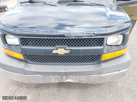 2009 Chevrolet Express Cargo Van with VIN 1GCFG15X691135315, listed as a IAAI auction lot 41993033 with 107,665 mi miles. Bid and sale history available at carsss.com. Image 6.