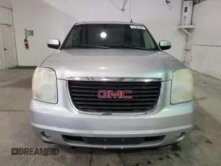 2011 GMC Yukon XL SLE with VIN 1GKS1HE01BR373533, listed as a Copart auction lot 49276044 with 153,428 mi miles and Clean Title. Bid and sale history available at carsss.com. Image 5.