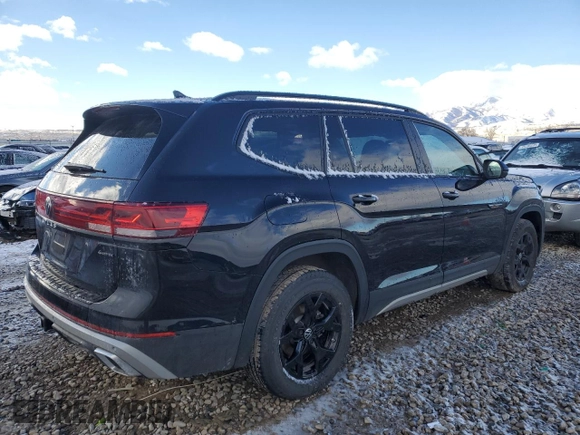 2024 Volkswagen Atlas Peak Edition SE with VIN 1V2CR2CA8RC570034, listed as a Copart auction lot 45377275 with 26,557 mi miles and Salvage title. Bid and sale history available at DreamBid. Image 3.