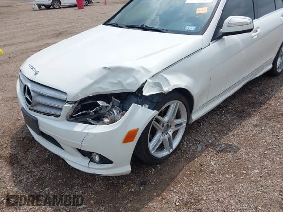 2009 Mercedes-Benz C 300 Sport с VIN WDDGF54XX9R069942, выставлен на аукционе IAAI как лот 42072983 с пробегом 159 064 миль миль и . История ставок и продаж доступна на DreamBid. Изображение 6.