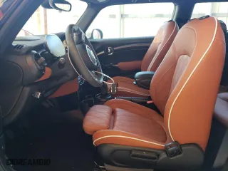 2024 MINI Hardtop 2 Door Cooper S with VIN WMW53DH00R2U96165, listed as a Copart auction lot 60617334 with 13,230 mi miles and Non Repairable. Bid and sale history available at carsss.com. Image 7.