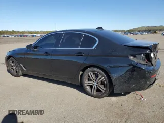 2022 BMW 5 Series 530i xDrive with VIN WBA13BJ04NWX65199, listed as a Copart auction lot 52168025 with 37,633 mi miles and Salvage Title. Bid and sale history available at carsss.com. Image 2.