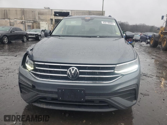 2024 Volkswagen Tiguan S with VIN 3VVFB7AX0RM051356, listed as a Copart auction lot 43218935 with 13,201 mi miles and Salvage title. Bid and sale history available at DreamBid. Image 5.